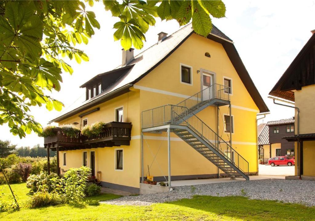 Privatzimmer Familie Pair/Schmoll Spital am Semmering Exterior foto